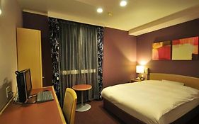 Hotel Top Inn  3*